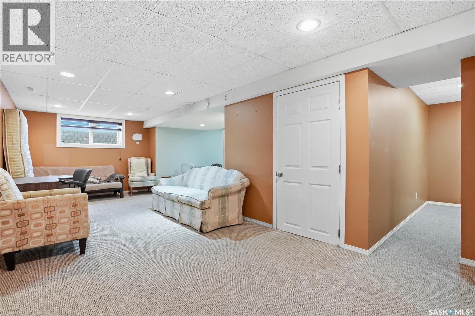 210 113Th Street W, Saskatoon, SK - Indoor