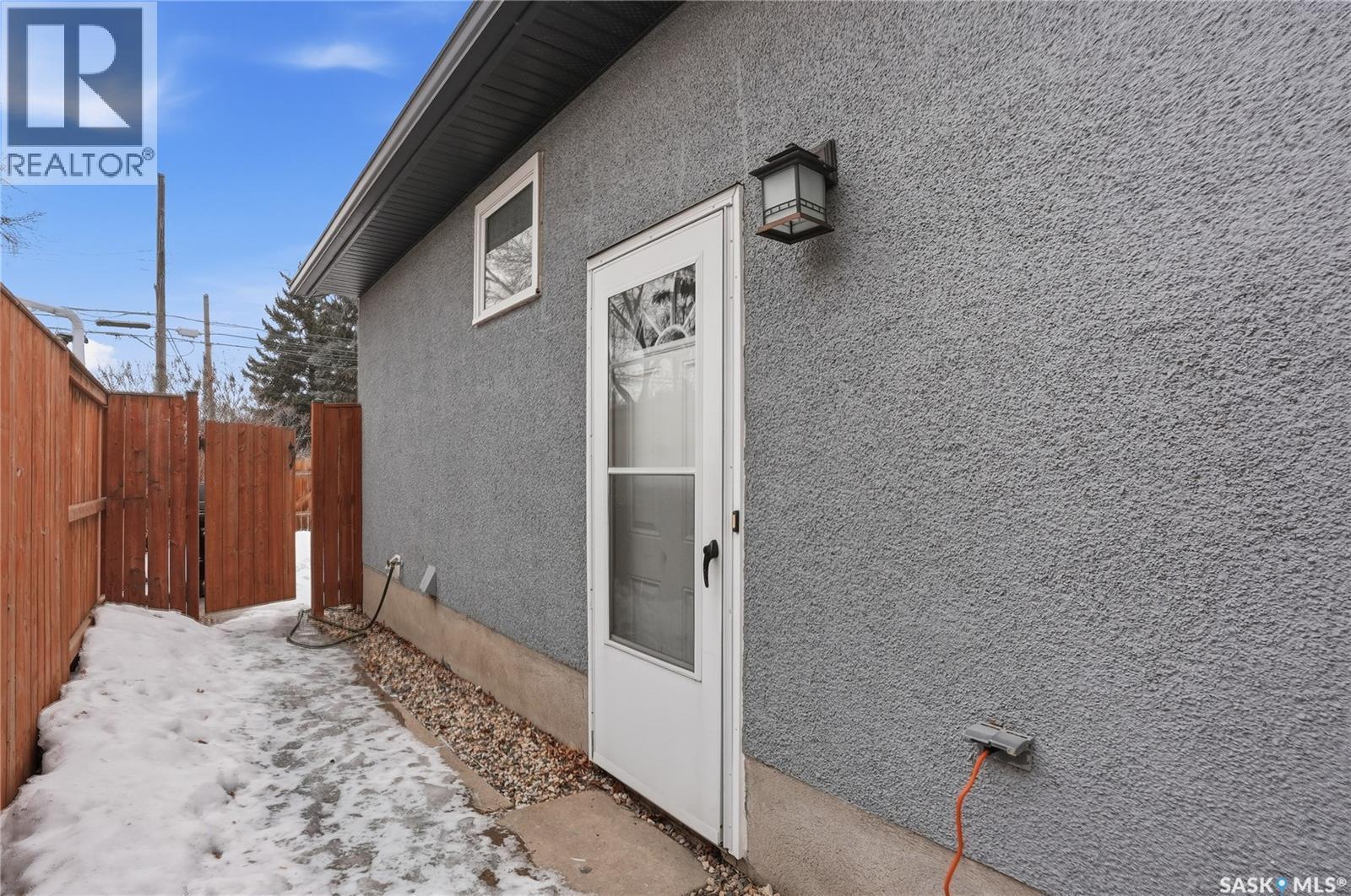 210 113Th Street W, Saskatoon, SK - Outdoor