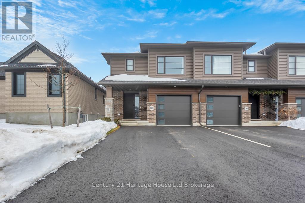 33 Martin Street, Tillsonburg, ON - Outdoor With Facade
