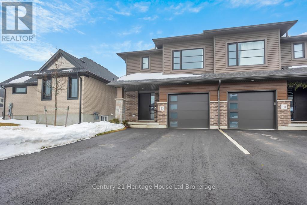 33 Martin Street, Tillsonburg, ON - Outdoor With Facade