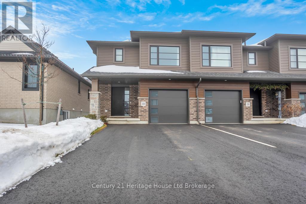 33 Martin Street, Tillsonburg, ON - Outdoor With Facade