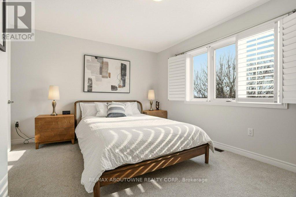 4174 Galileo Common, Burlington, ON - Indoor Photo Showing Bedroom