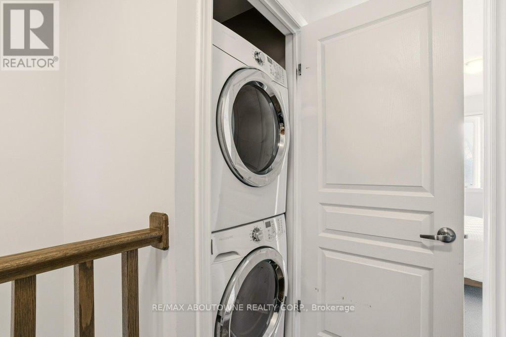 4174 Galileo Common, Burlington, ON - Indoor Photo Showing Laundry Room