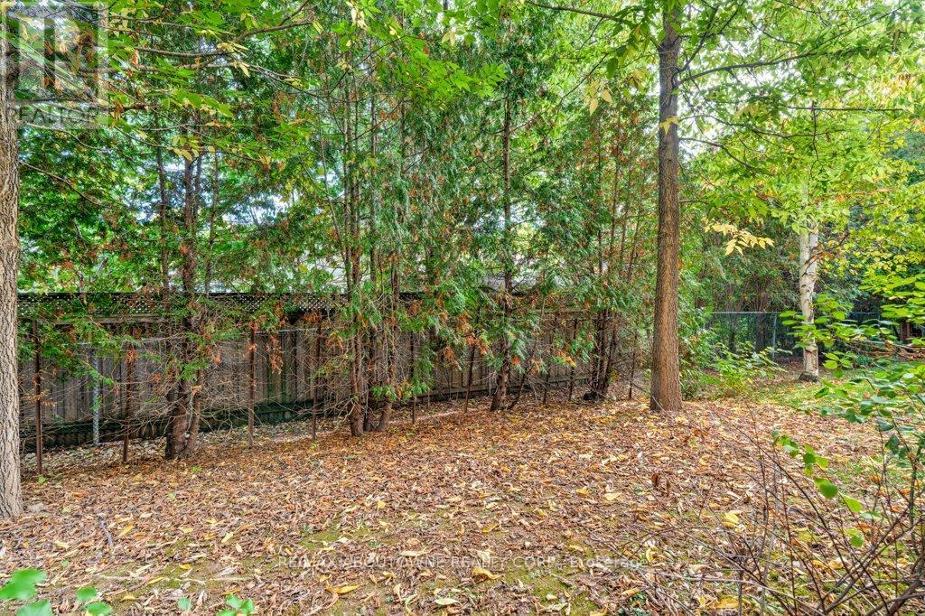 4174 Galileo Common, Burlington, ON - Outdoor