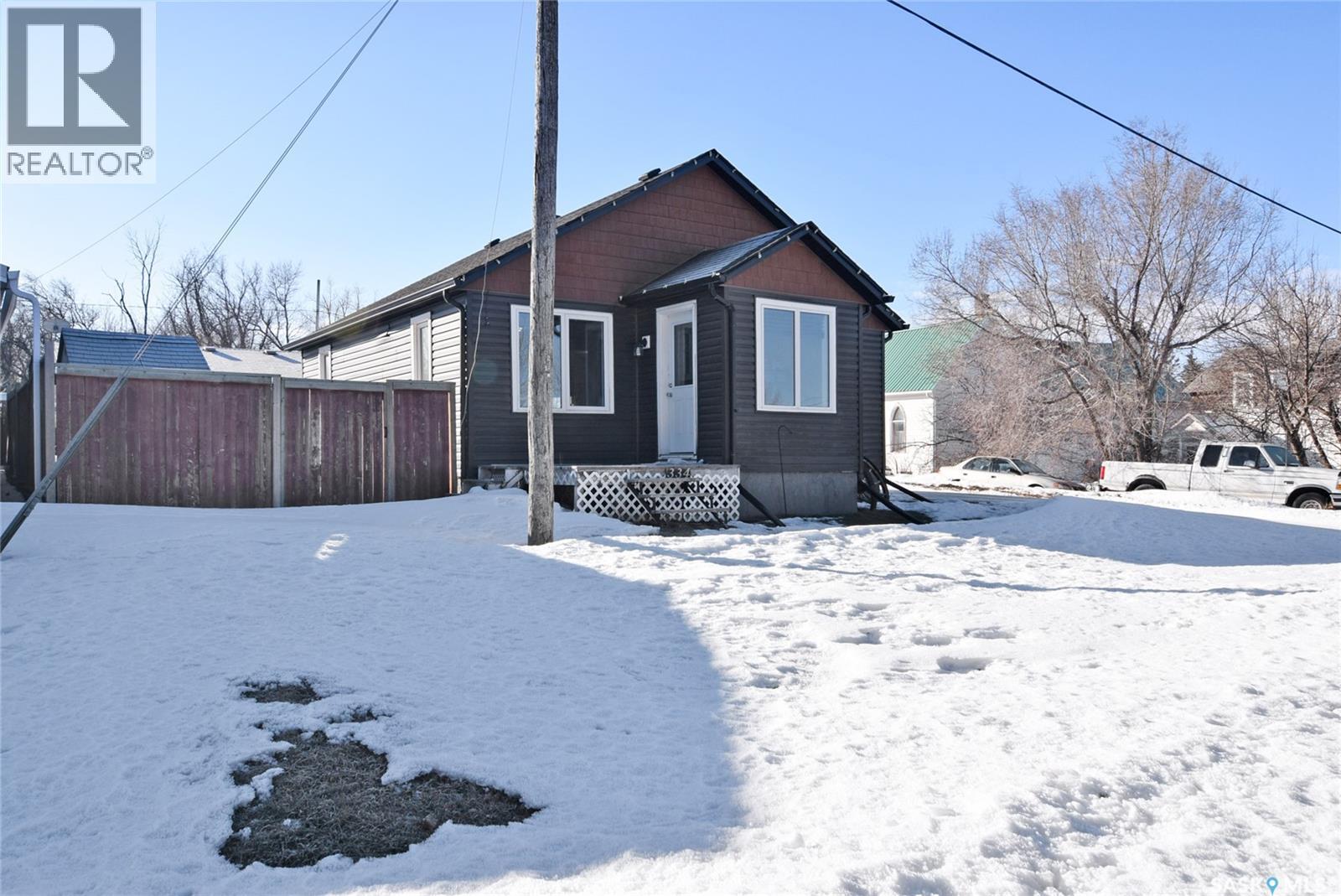 334 Brownlee Avenue, Mclean, SK - Outdoor