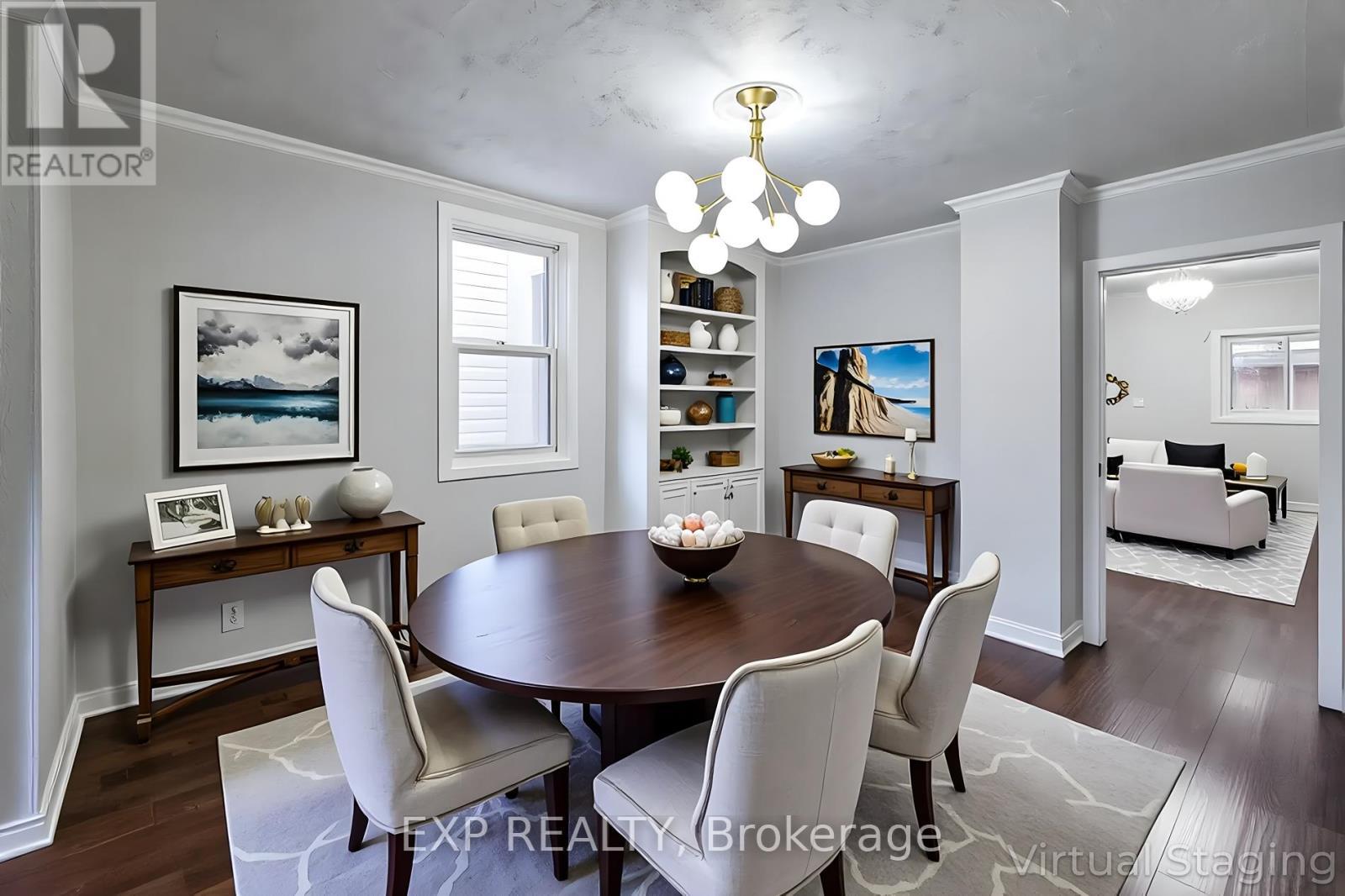 101 Sherman Avenue N, Hamilton, ON - Indoor Photo Showing Dining Room