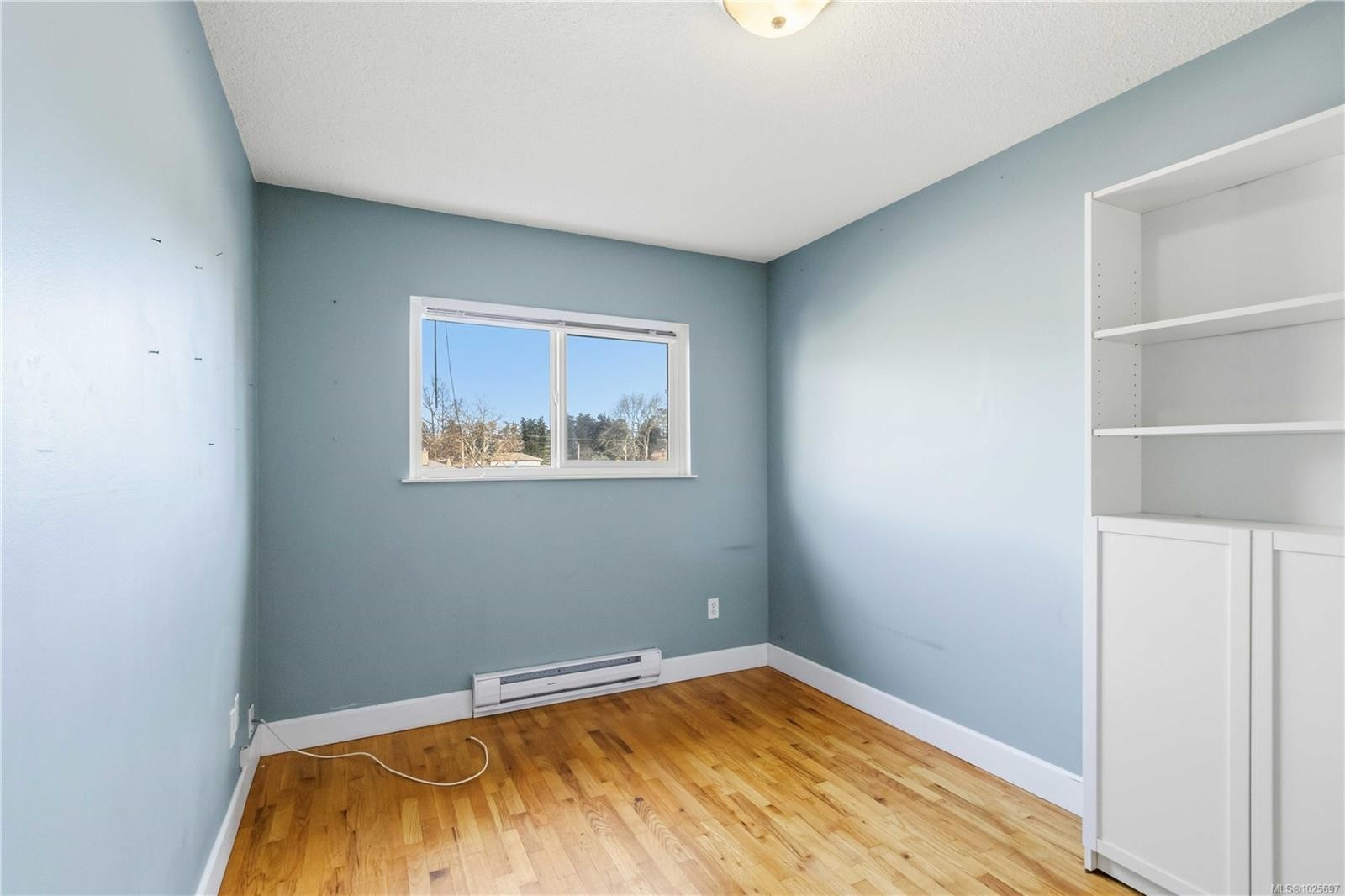 9-10145 Third St, Sidney, BC