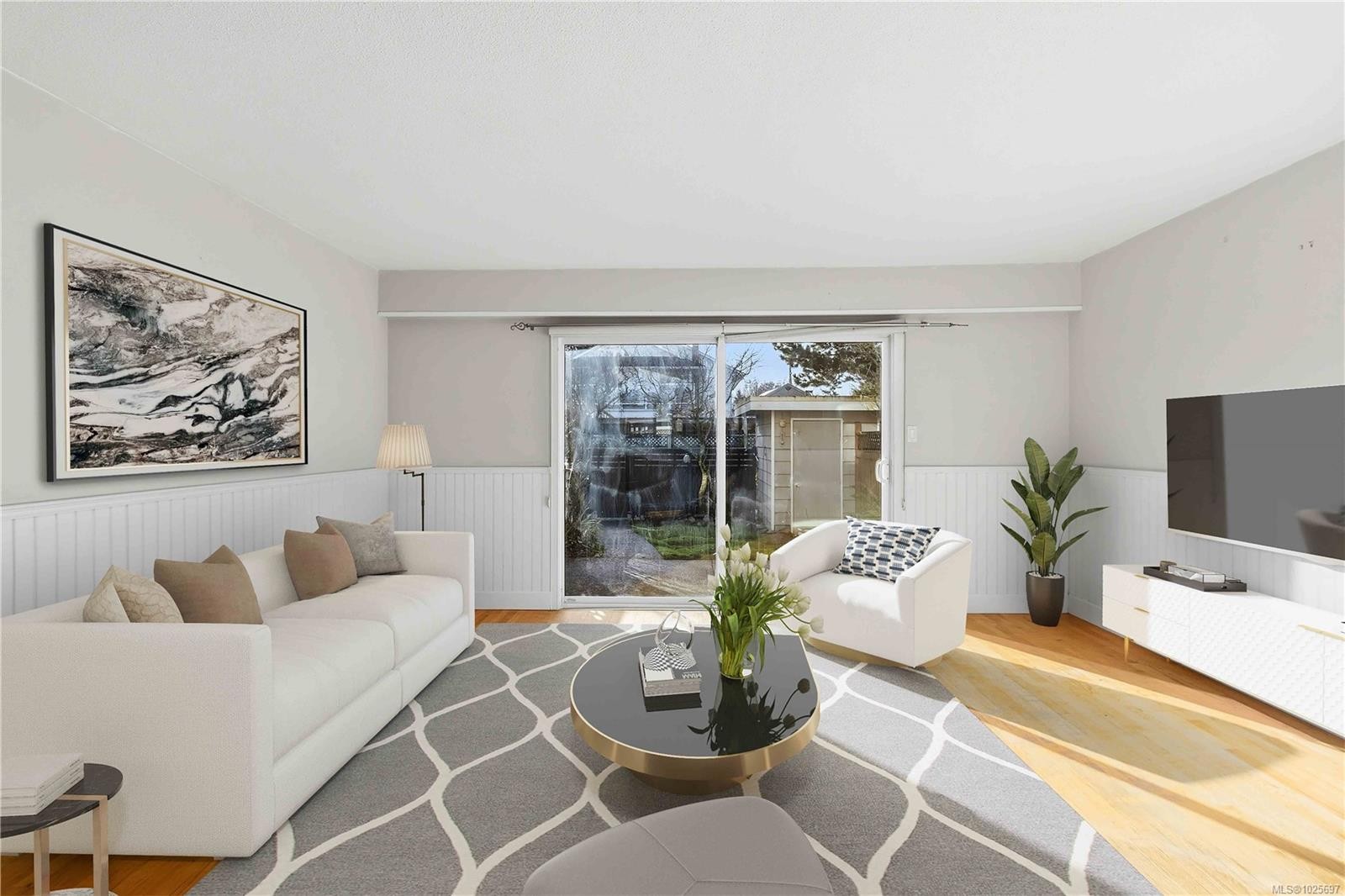 9-10145 Third St, Sidney, BC