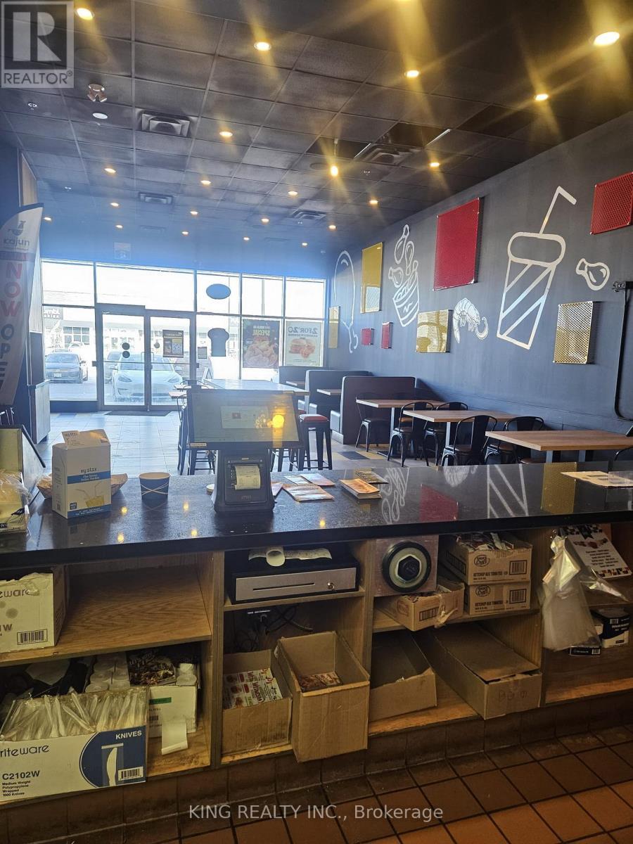 3 - 1476 Dundas Street E, Mississauga, ON