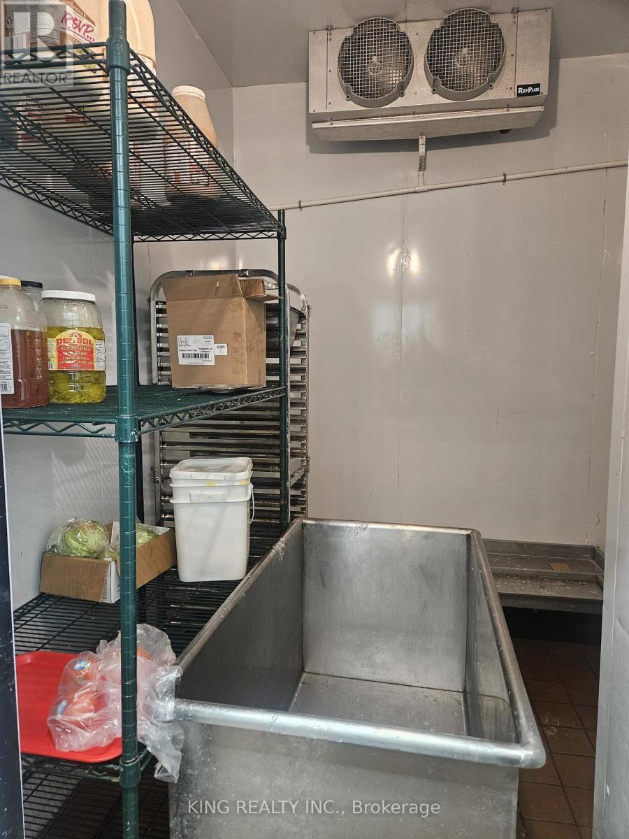 3 - 1476 Dundas Street E, Mississauga, ON