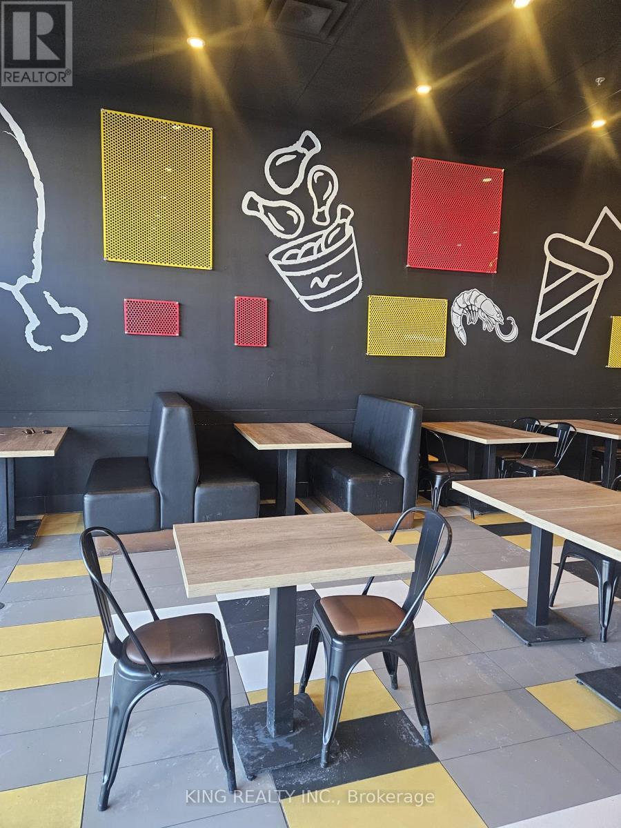 3 - 1476 Dundas Street E, Mississauga, ON