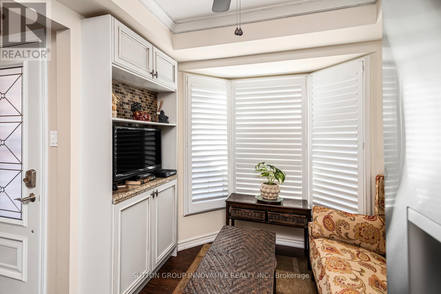 27 Beaverton Drive, Hamilton, ON - Indoor