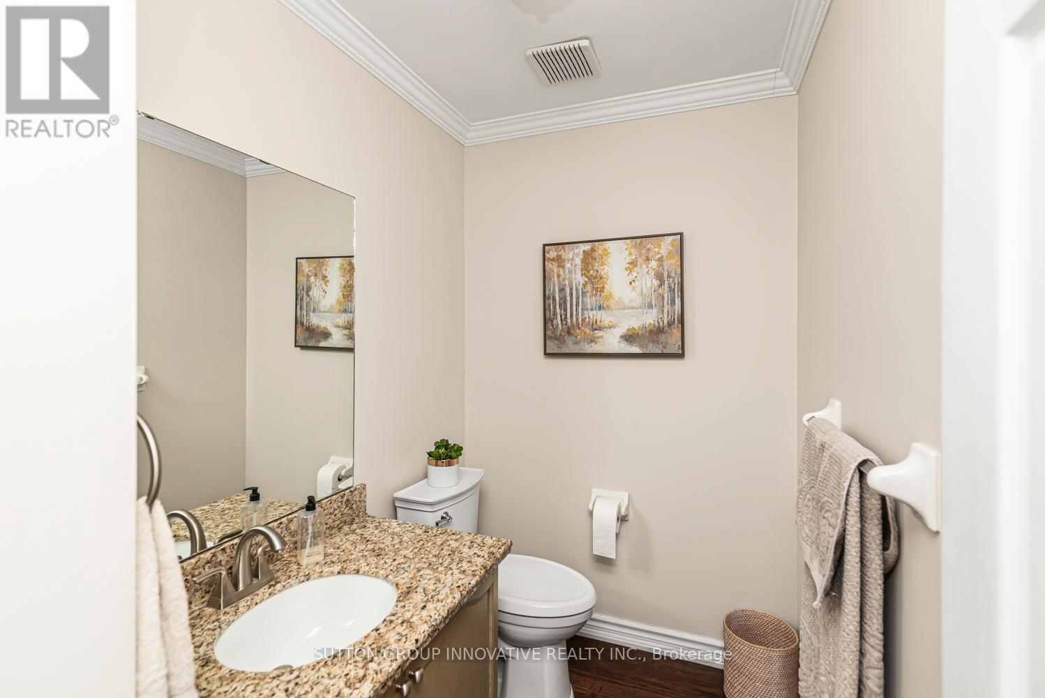 27 Beaverton Drive, Hamilton, ON - Indoor Photo Showing Bathroom