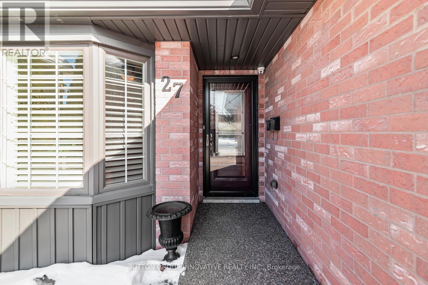 27 Beaverton Drive, Hamilton, ON - Outdoor With Exterior