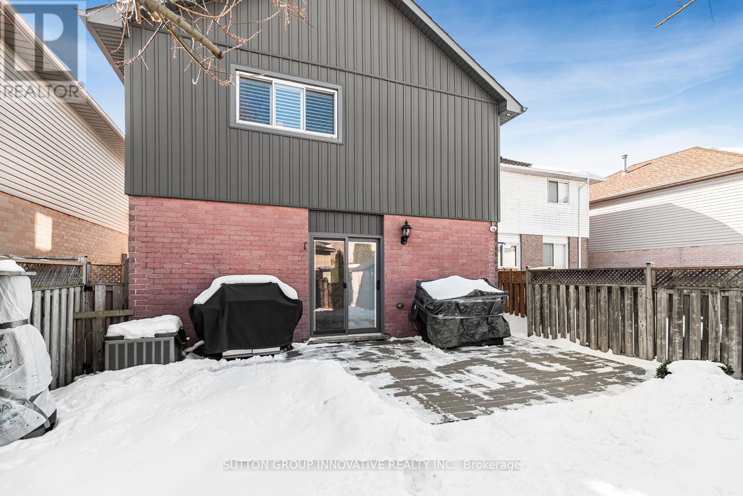 27 Beaverton Drive, Hamilton, ON - Outdoor With Deck Patio Veranda With Exterior