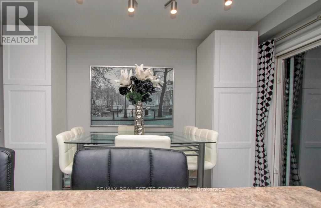 15 Gees Way, Cambridge, ON - Indoor