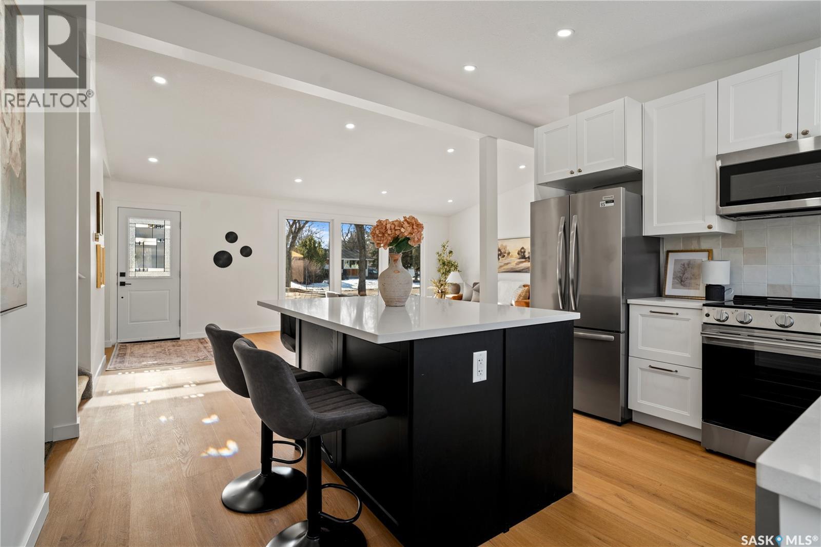 2832 Grant Road, Regina, SK