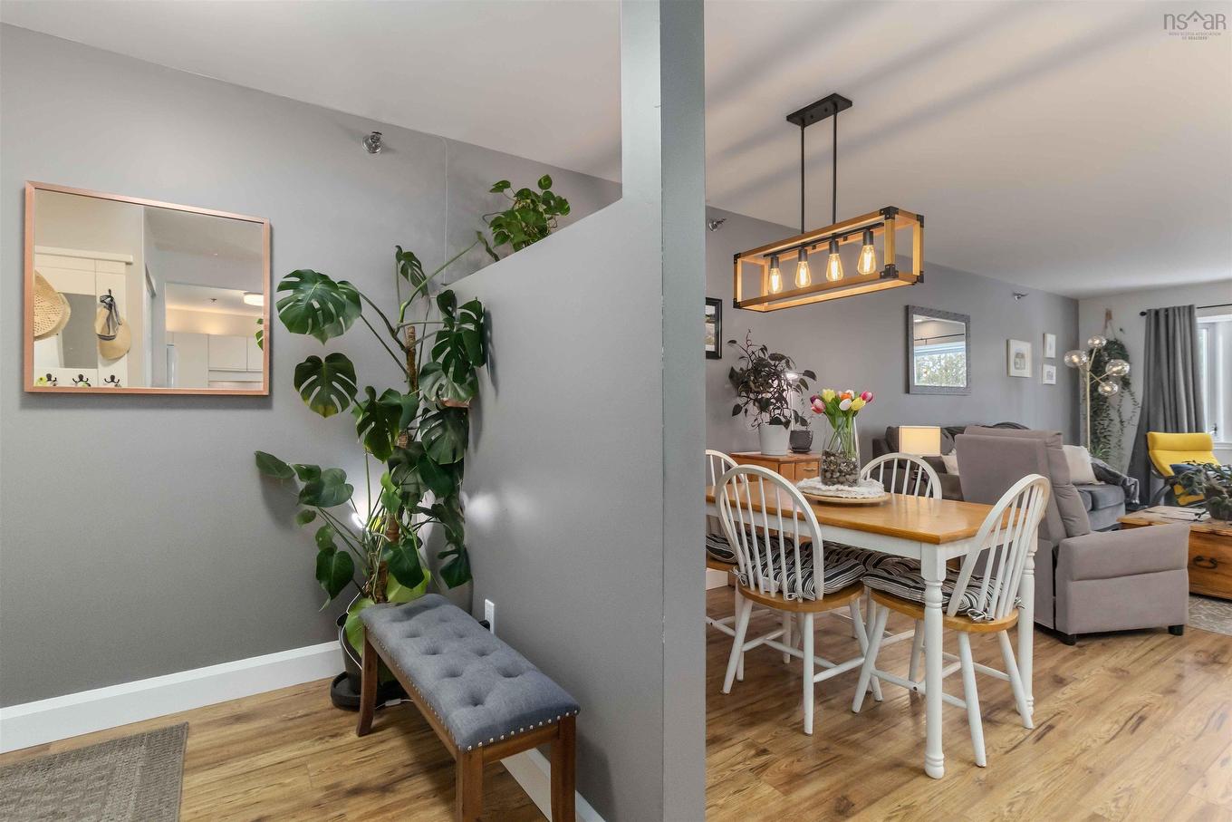 302 83 Kearney Lake Road, Halifax, NS