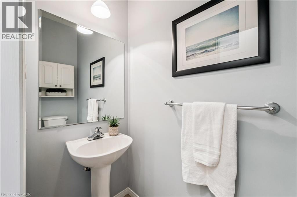171 Endeavour Drive, Cambridge, ON - Indoor Photo Showing Bathroom