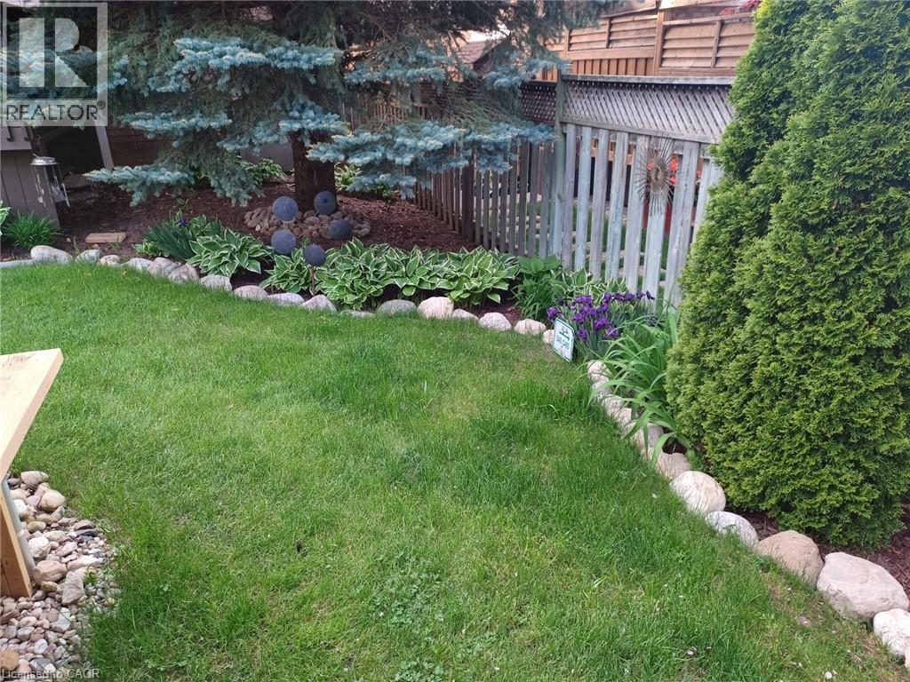 171 Endeavour Drive, Cambridge, ON - Outdoor