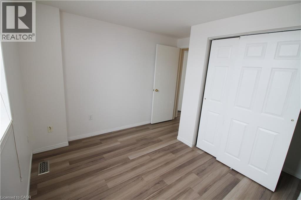 532 Mariner Drive, Waterloo, ON - Indoor Photo Showing Other Room