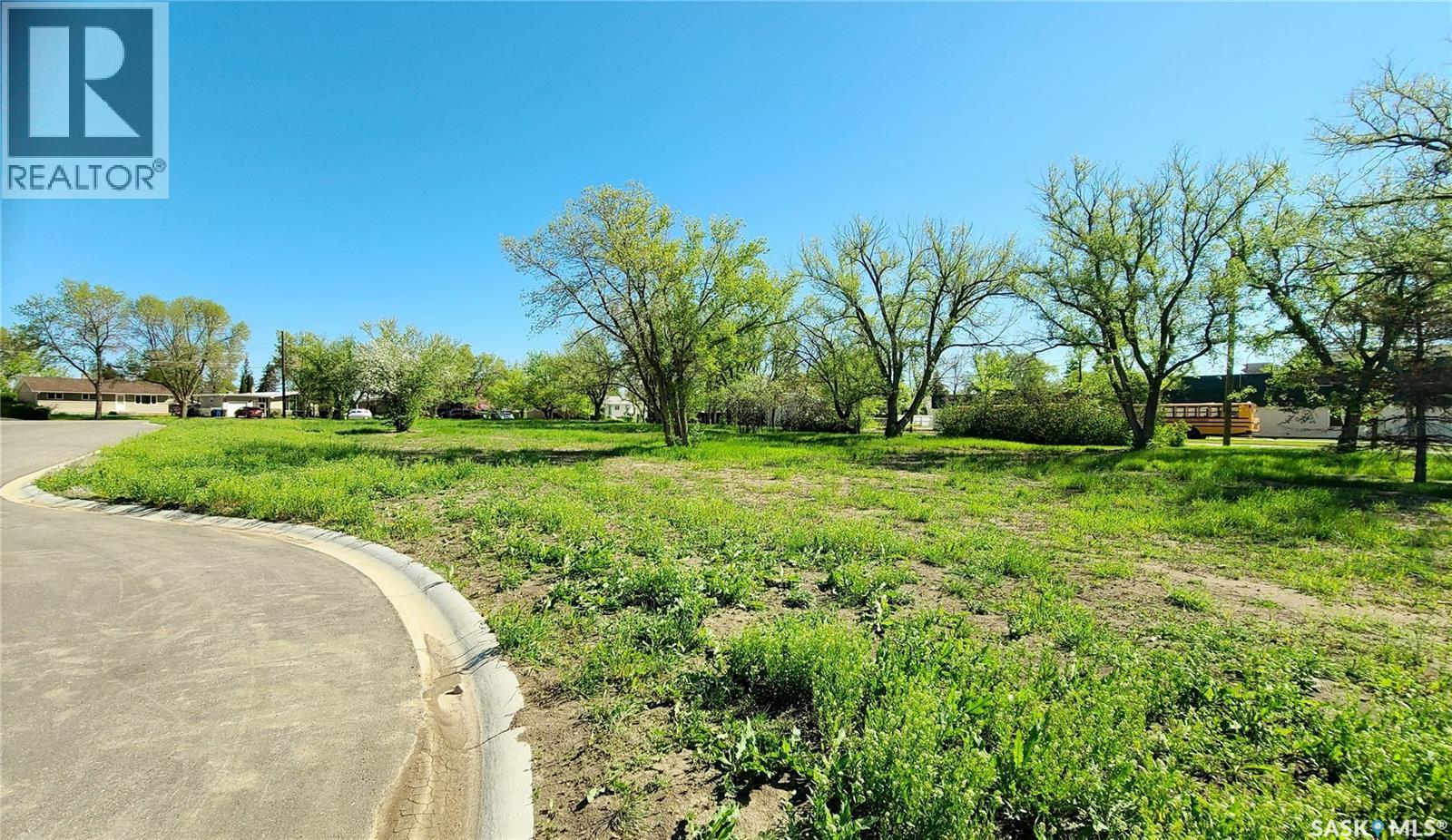 16 Kenney Crescent, Weyburn, SK