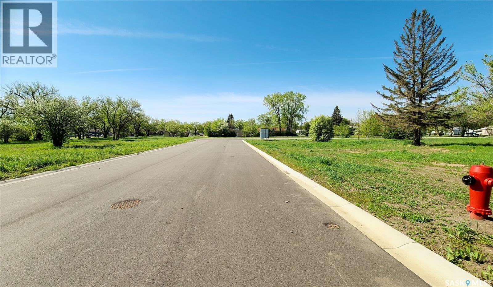 16 Kenney Crescent, Weyburn, SK