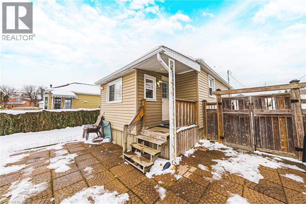 165 E 38Th Street, Hamilton, ON