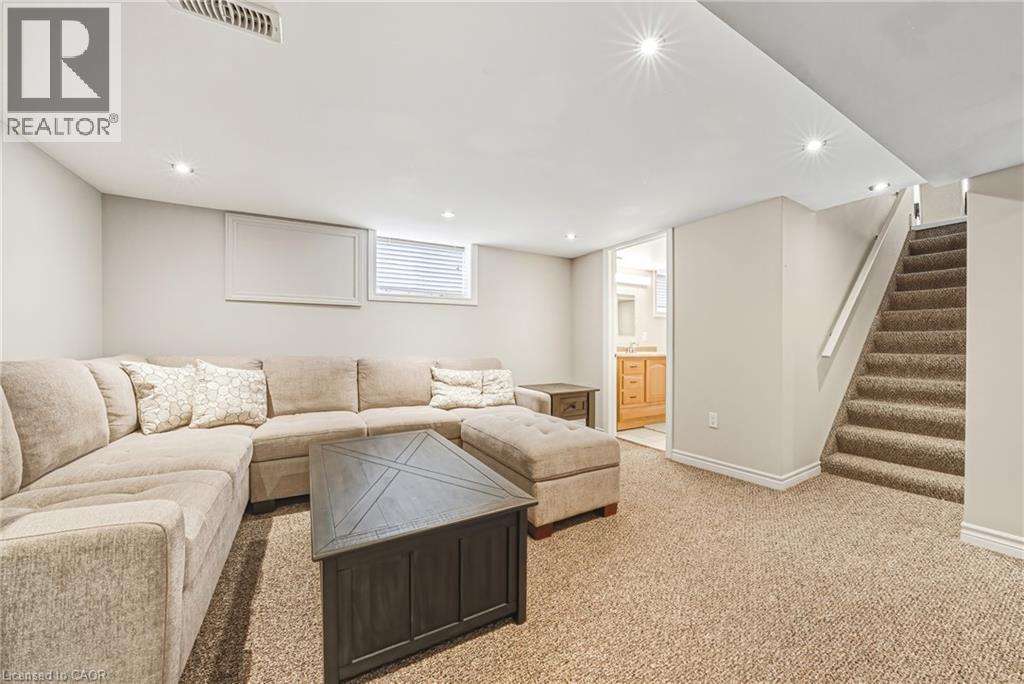 165 E 38Th Street, Hamilton, ON - Indoor