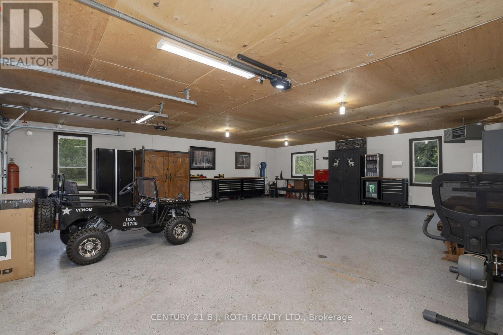 8109 93 Highway, Tiny, ON - Indoor Photo Showing Garage