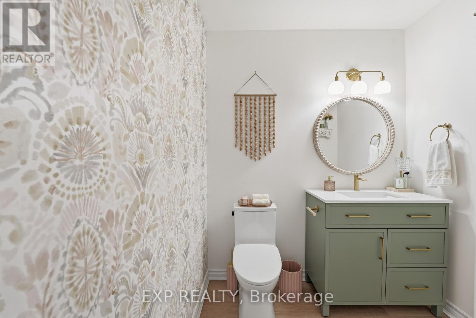 1 - 19 Bartlett Avenue, Grimsby, ON - Indoor Photo Showing Bathroom
