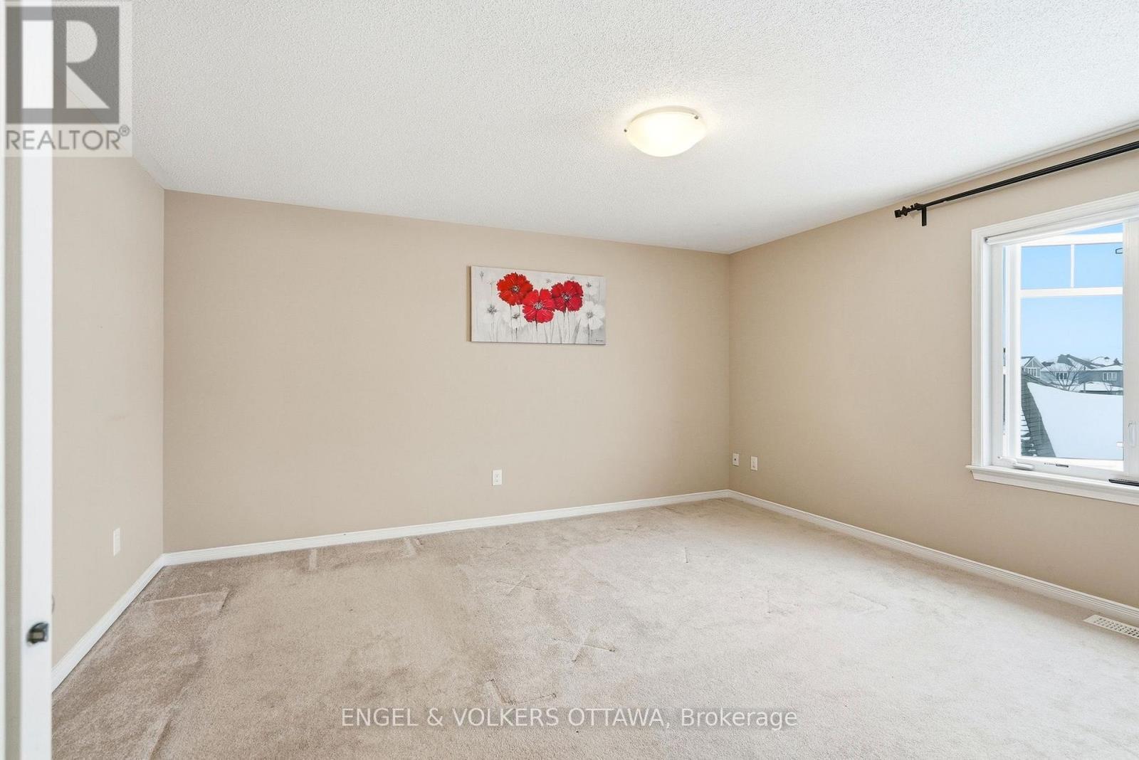222 Longfields Drive, Ottawa, ON - Indoor Photo Showing Other Room