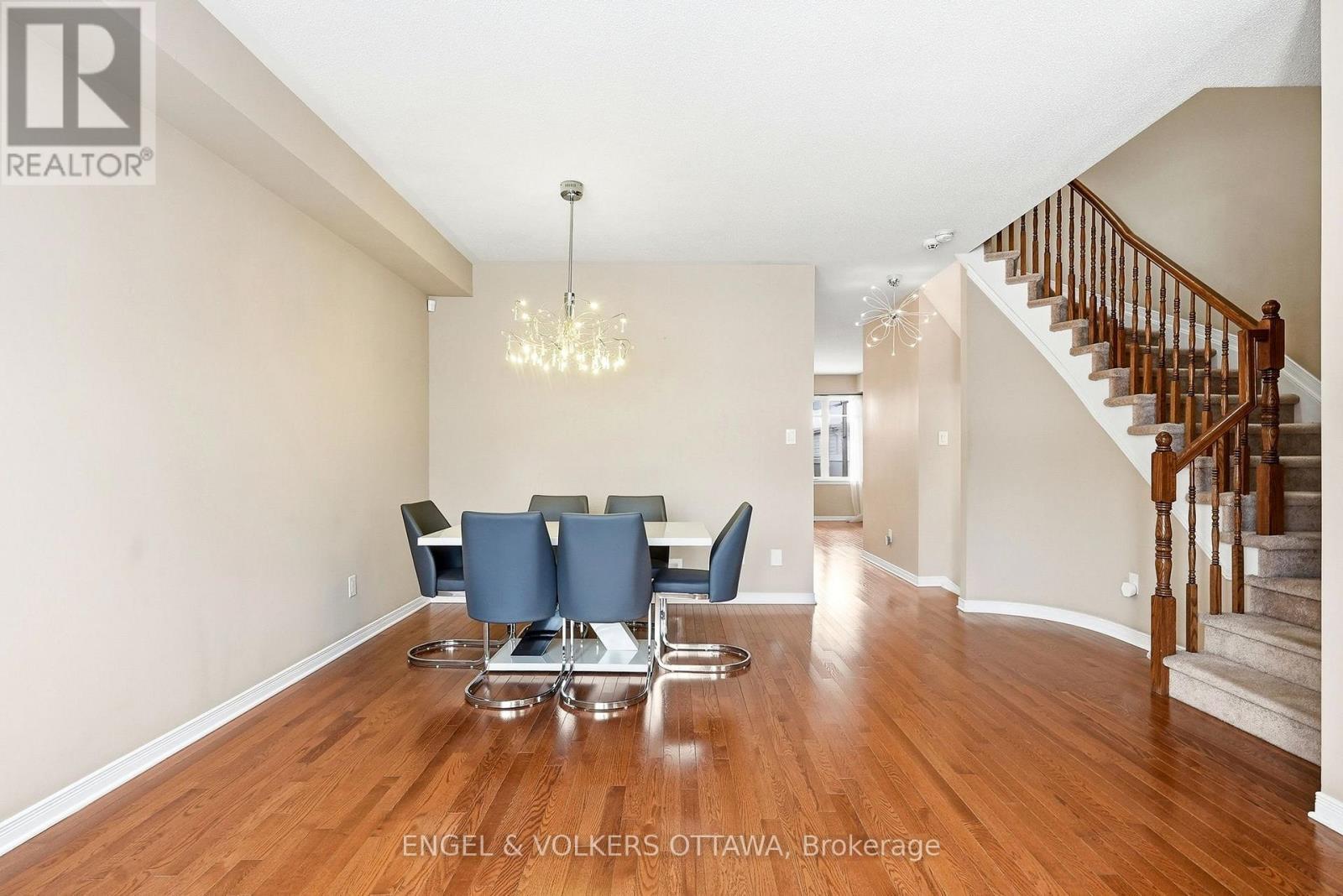 222 Longfields Drive, Ottawa, ON - Indoor Photo Showing Other Room