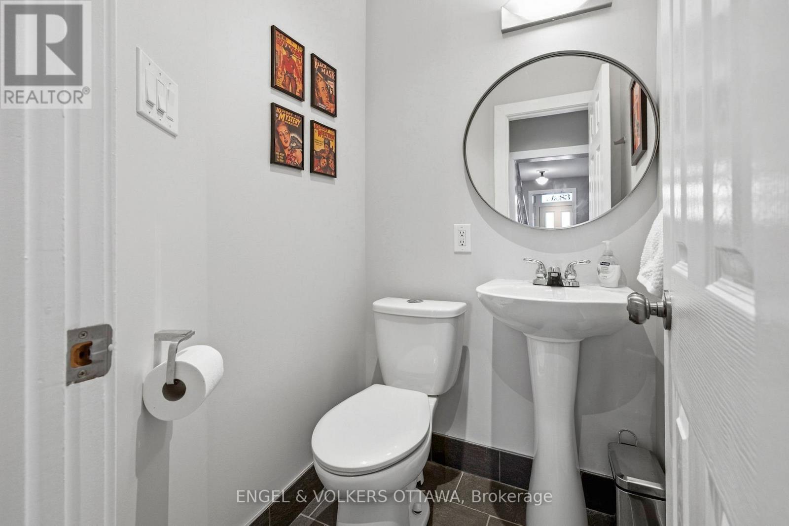 83 Eccles Street, Ottawa, ON - Indoor Photo Showing Bathroom