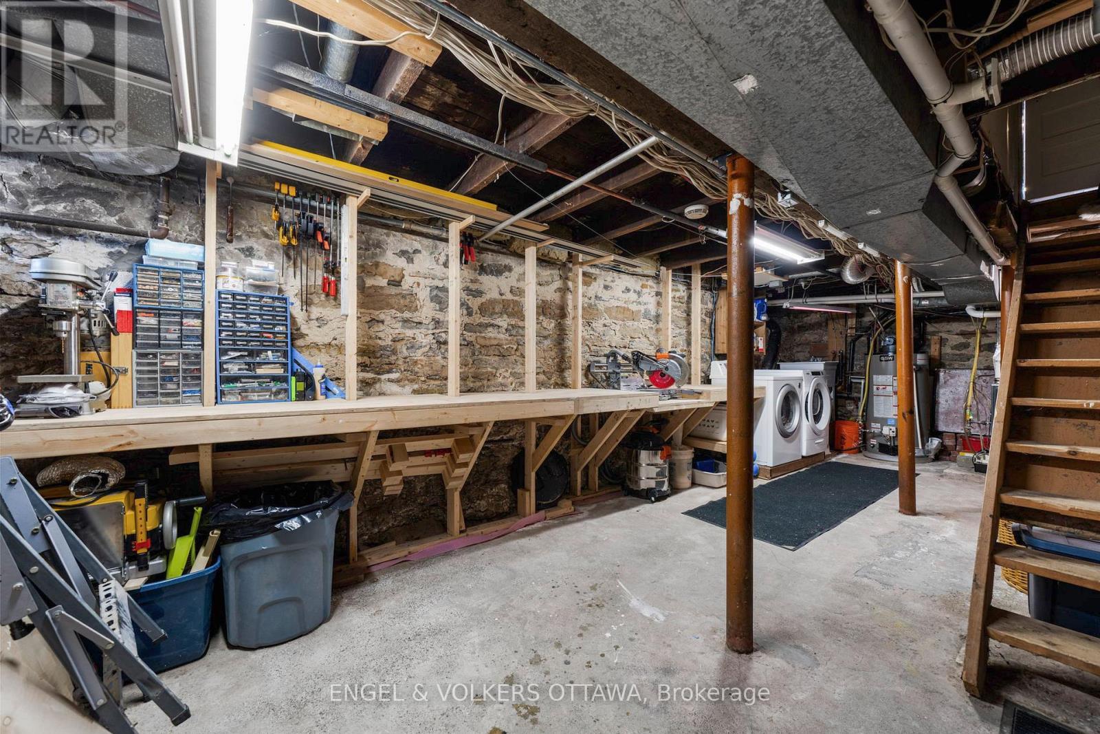 83 Eccles Street, Ottawa, ON - Indoor Photo Showing Basement