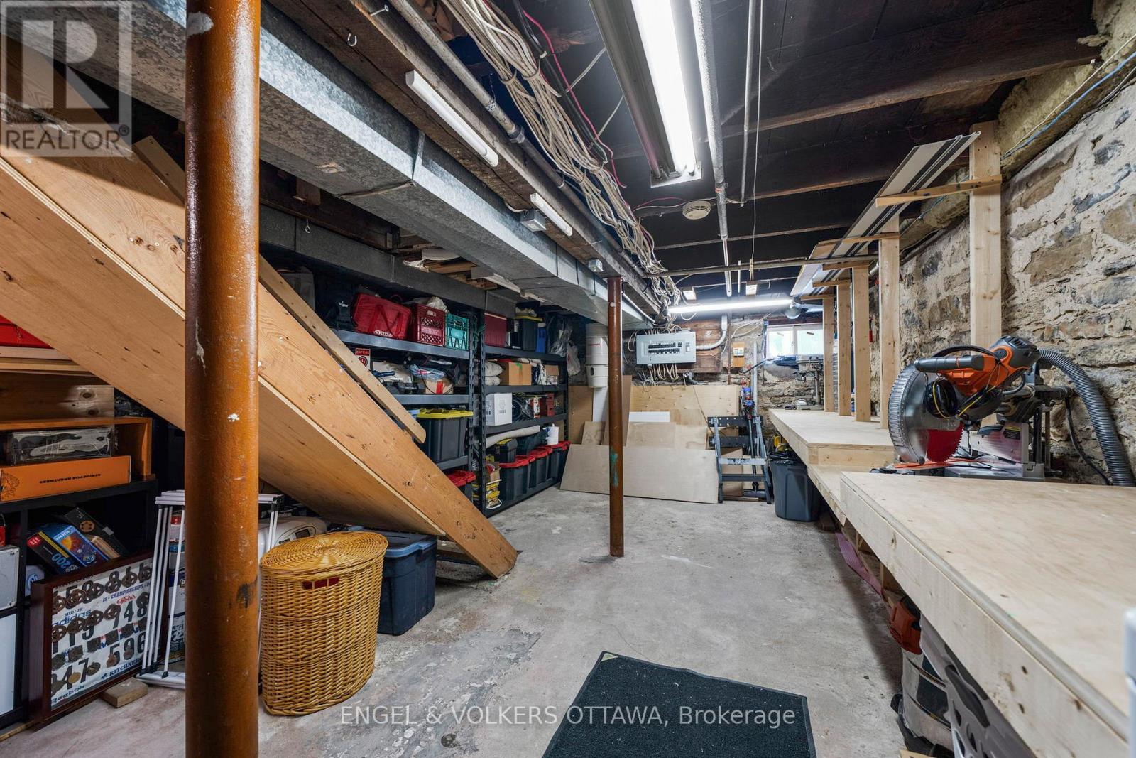 83 Eccles Street, Ottawa, ON - Indoor