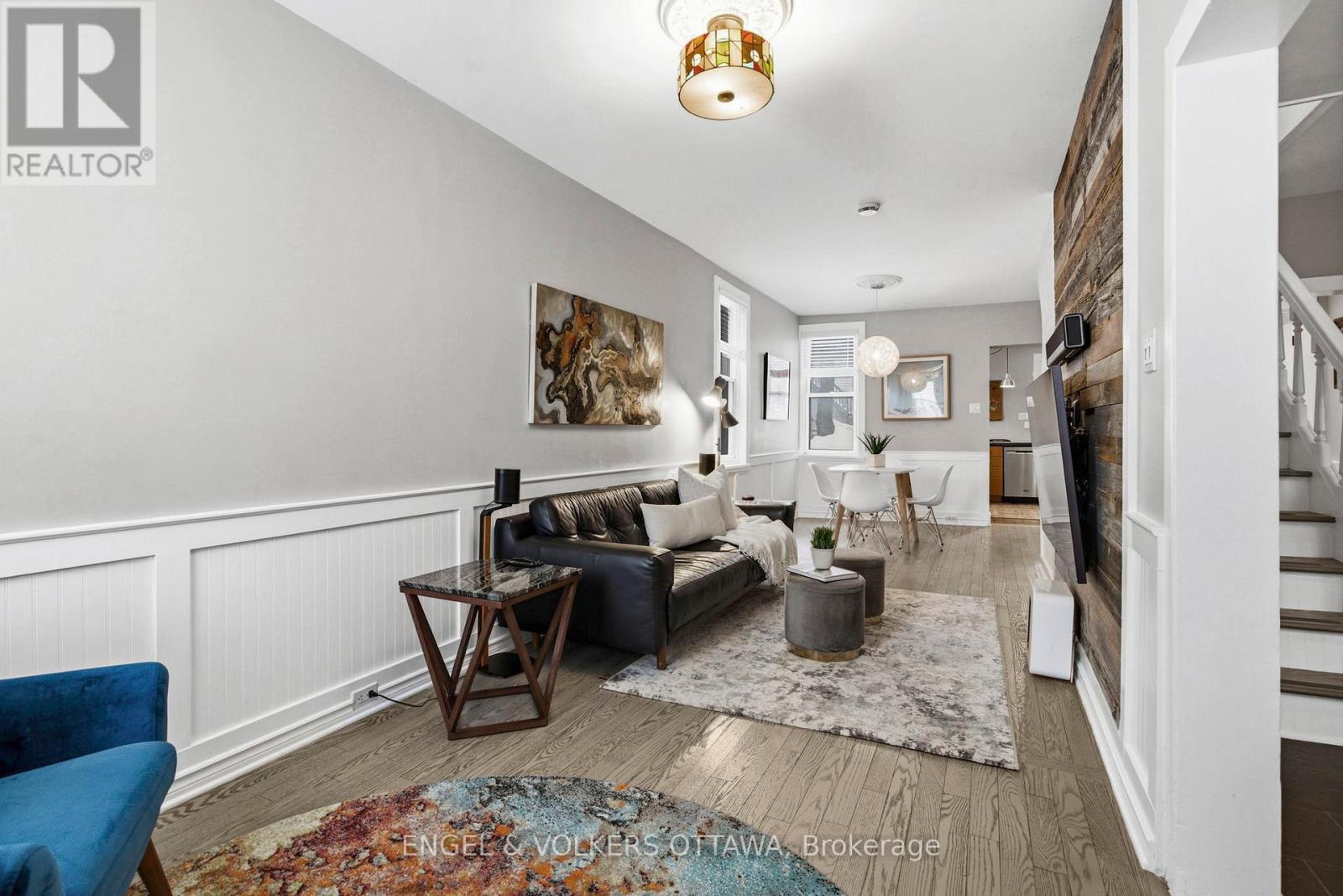 83 Eccles Street, Ottawa, ON - Indoor