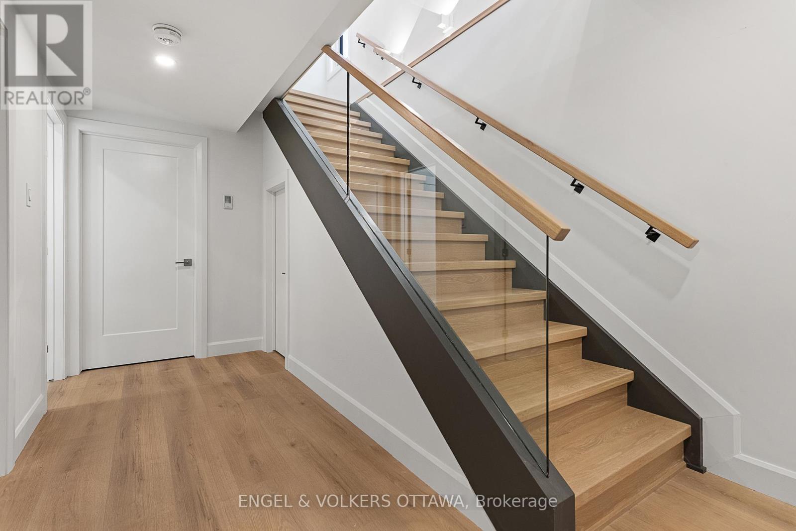 493 Highcroft Avenue, Ottawa, ON - Indoor Photo Showing Other Room