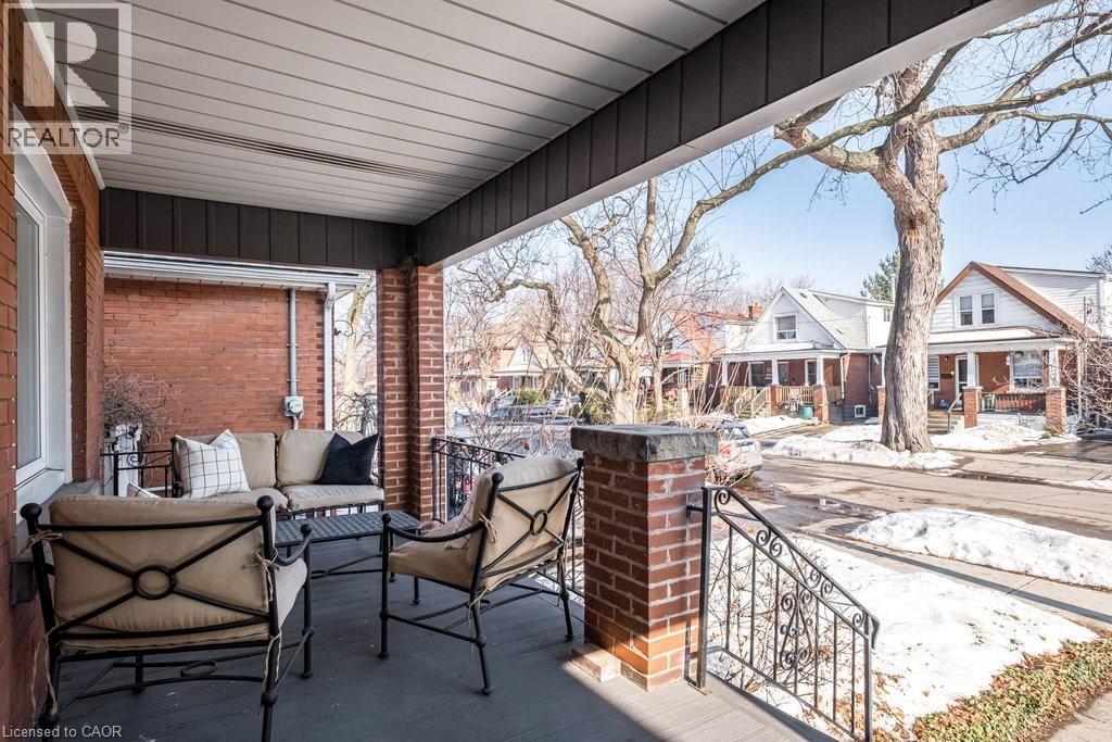 100 Graham Avenue S, Hamilton, ON - Outdoor With Deck Patio Veranda
