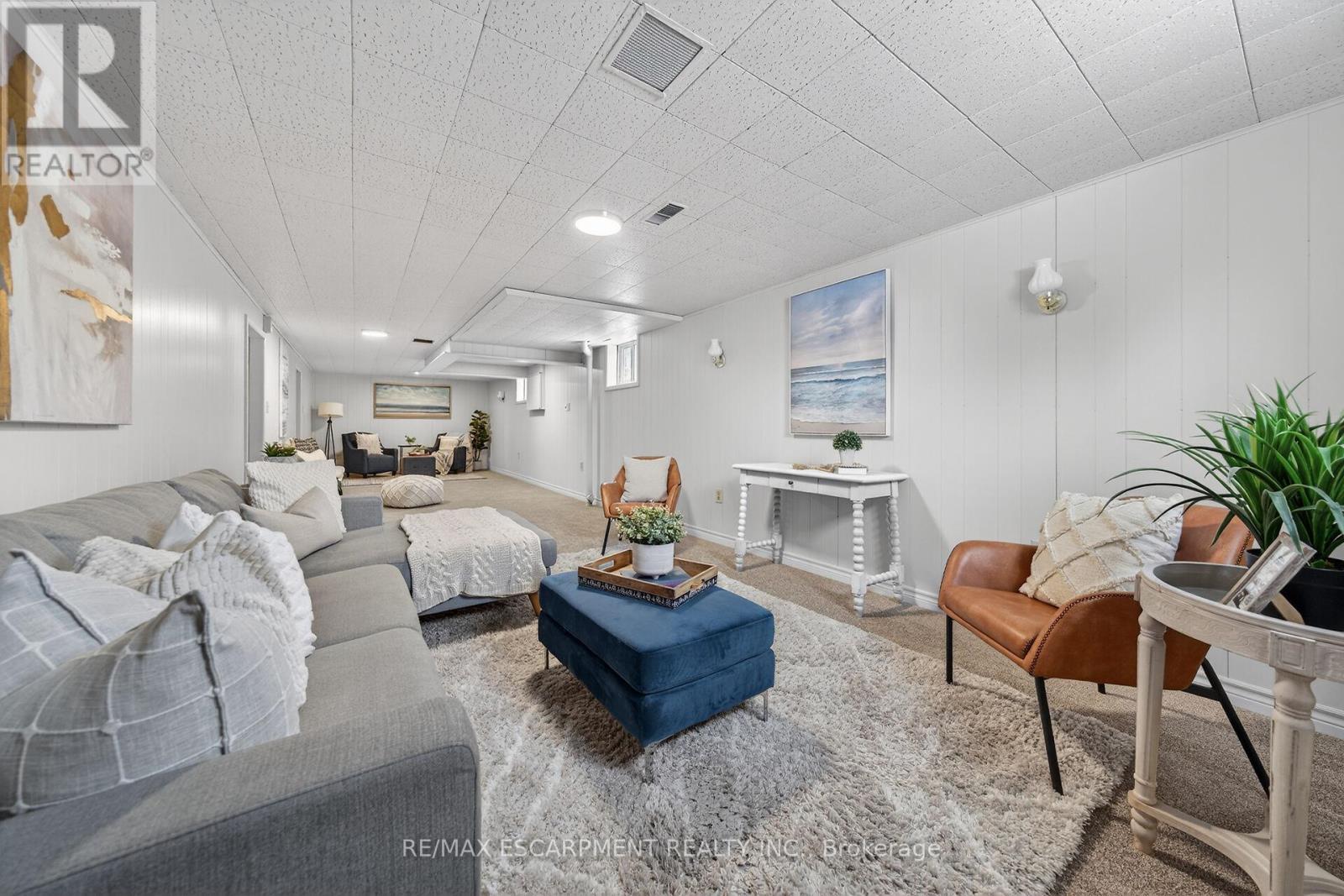 5 Mountbatten Drive, Hamilton, ON - Indoor Photo Showing Other Room