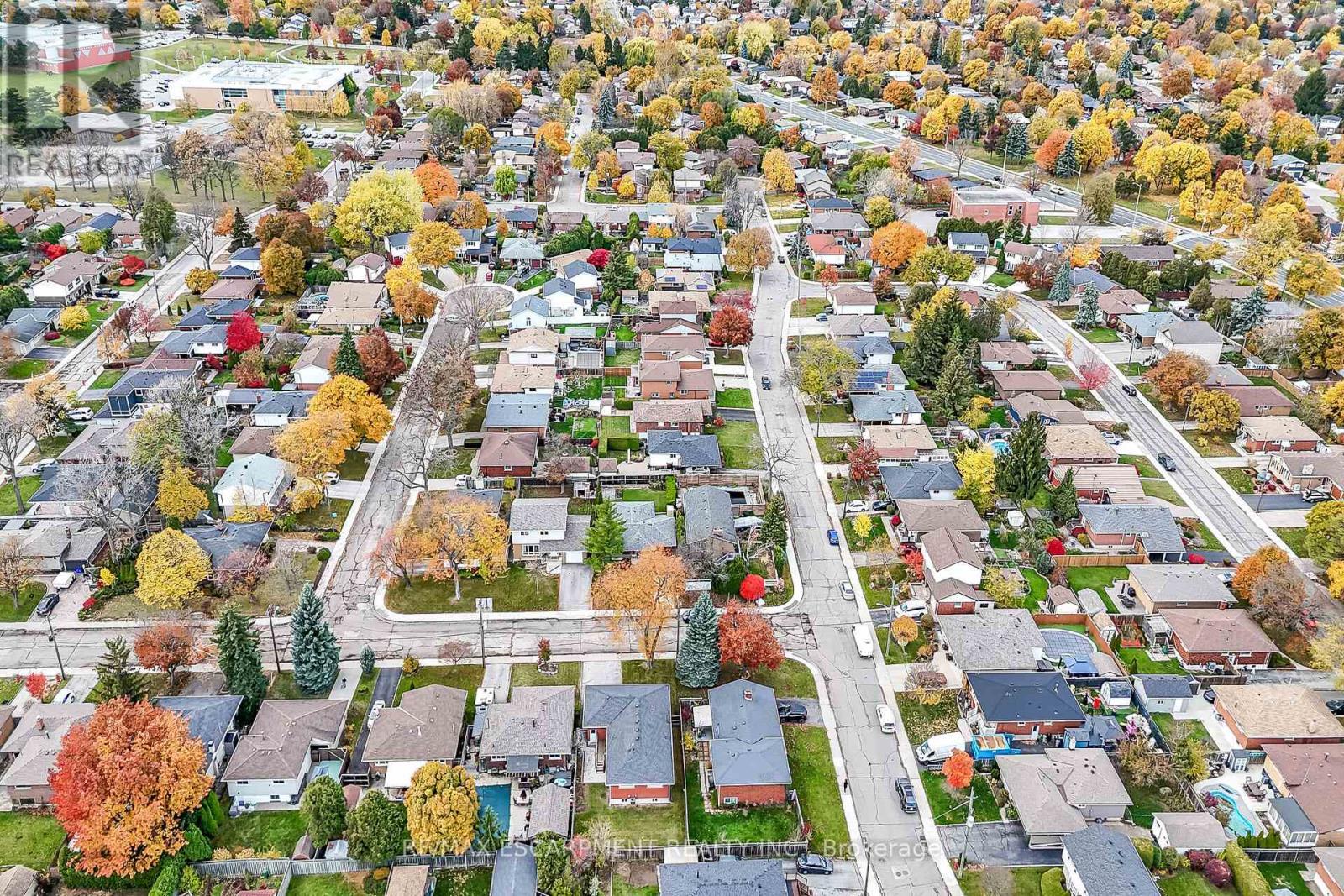 5 Mountbatten Drive, Hamilton, ON - Outdoor With View