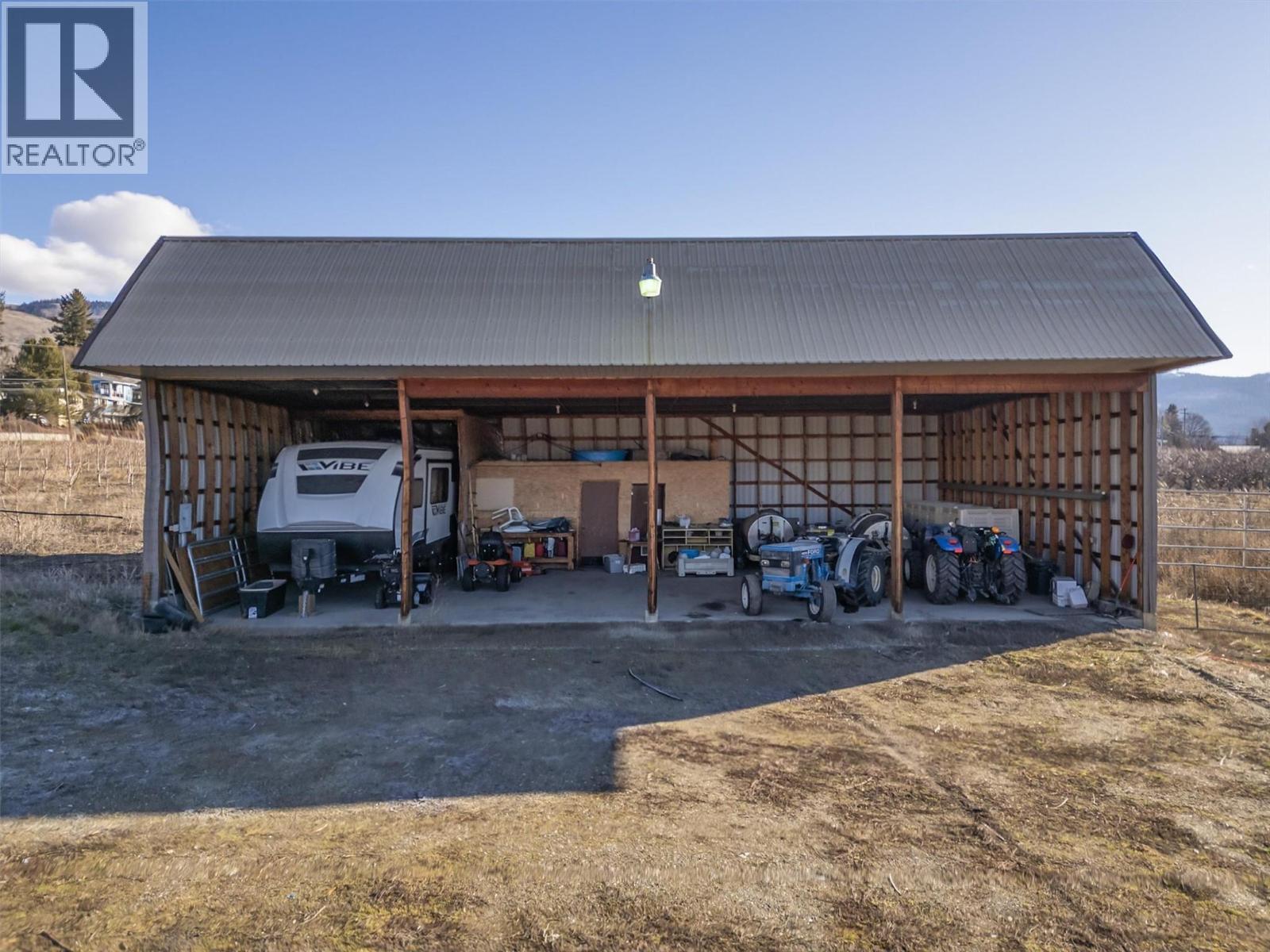 9810 Venables Drive, Coldstream, BC - Outdoor