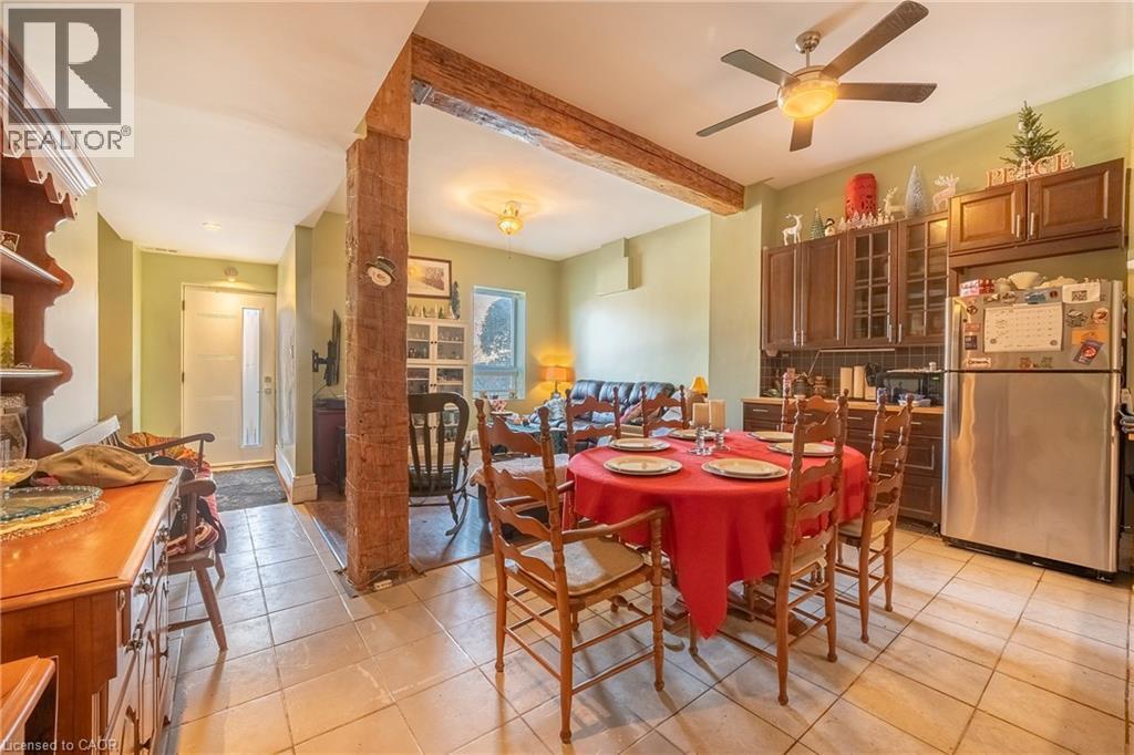 86 Birge Street, Hamilton, ON - Indoor Photo Showing Dining Room