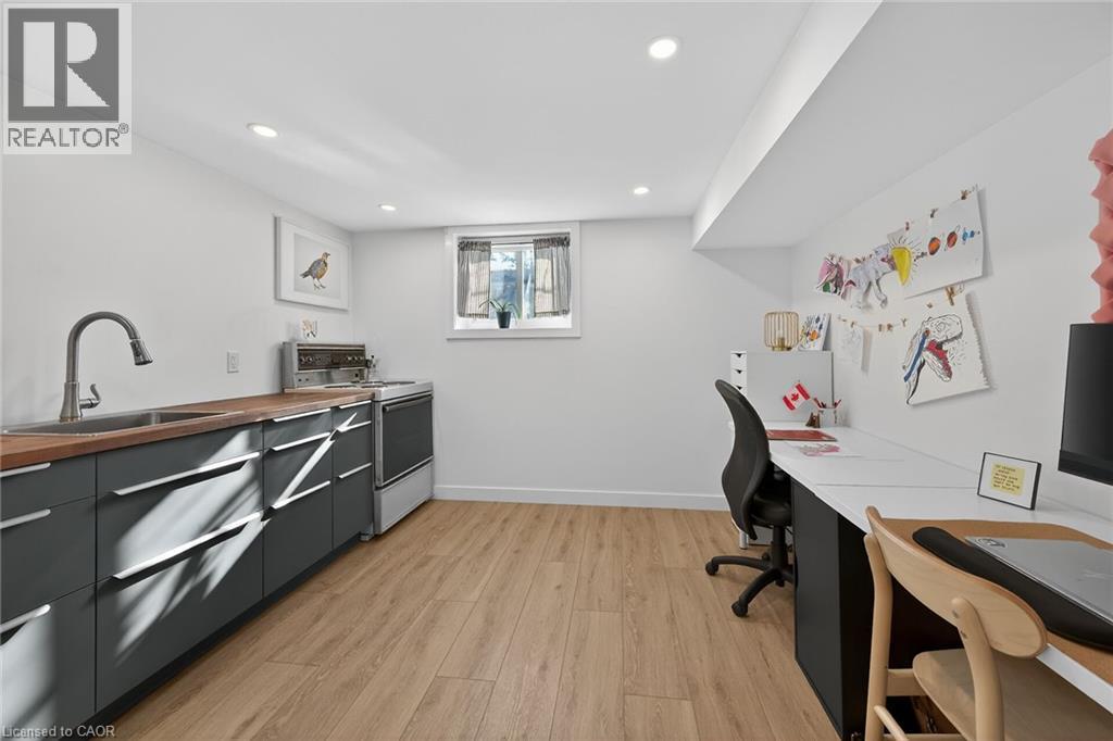 280 Thayer Avenue, Hamilton, ON - Indoor Photo Showing Office