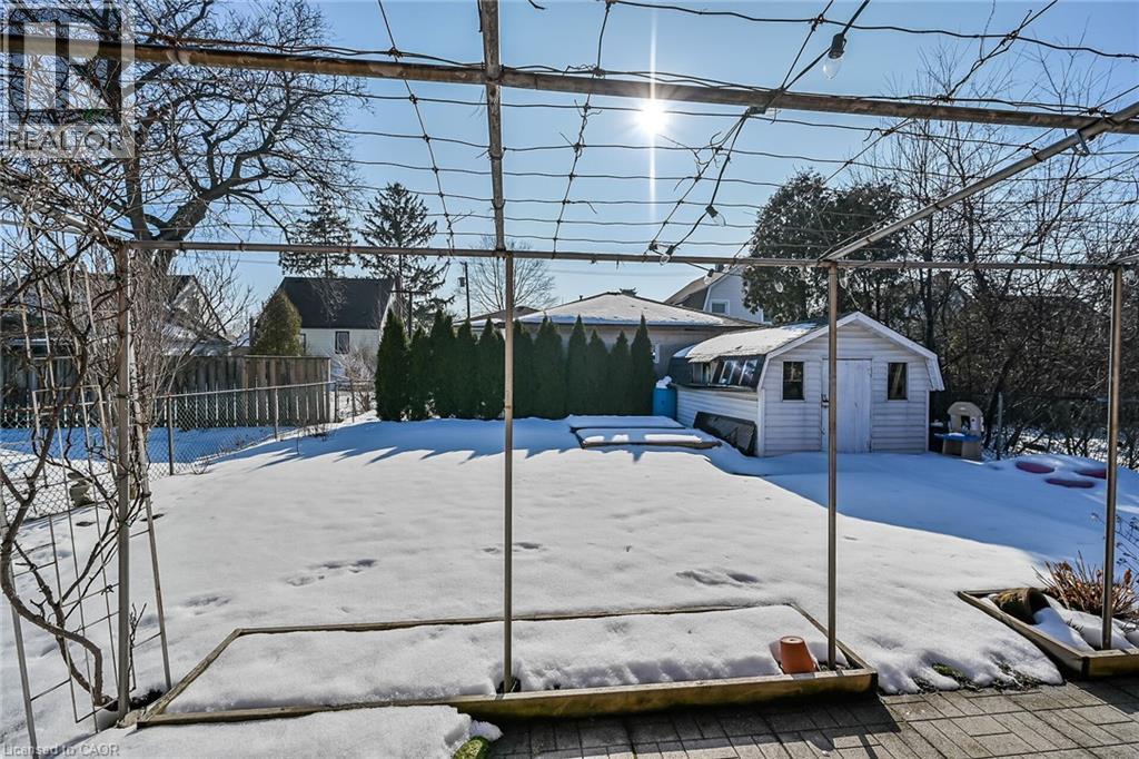 280 Thayer Avenue, Hamilton, ON - Outdoor With Deck Patio Veranda