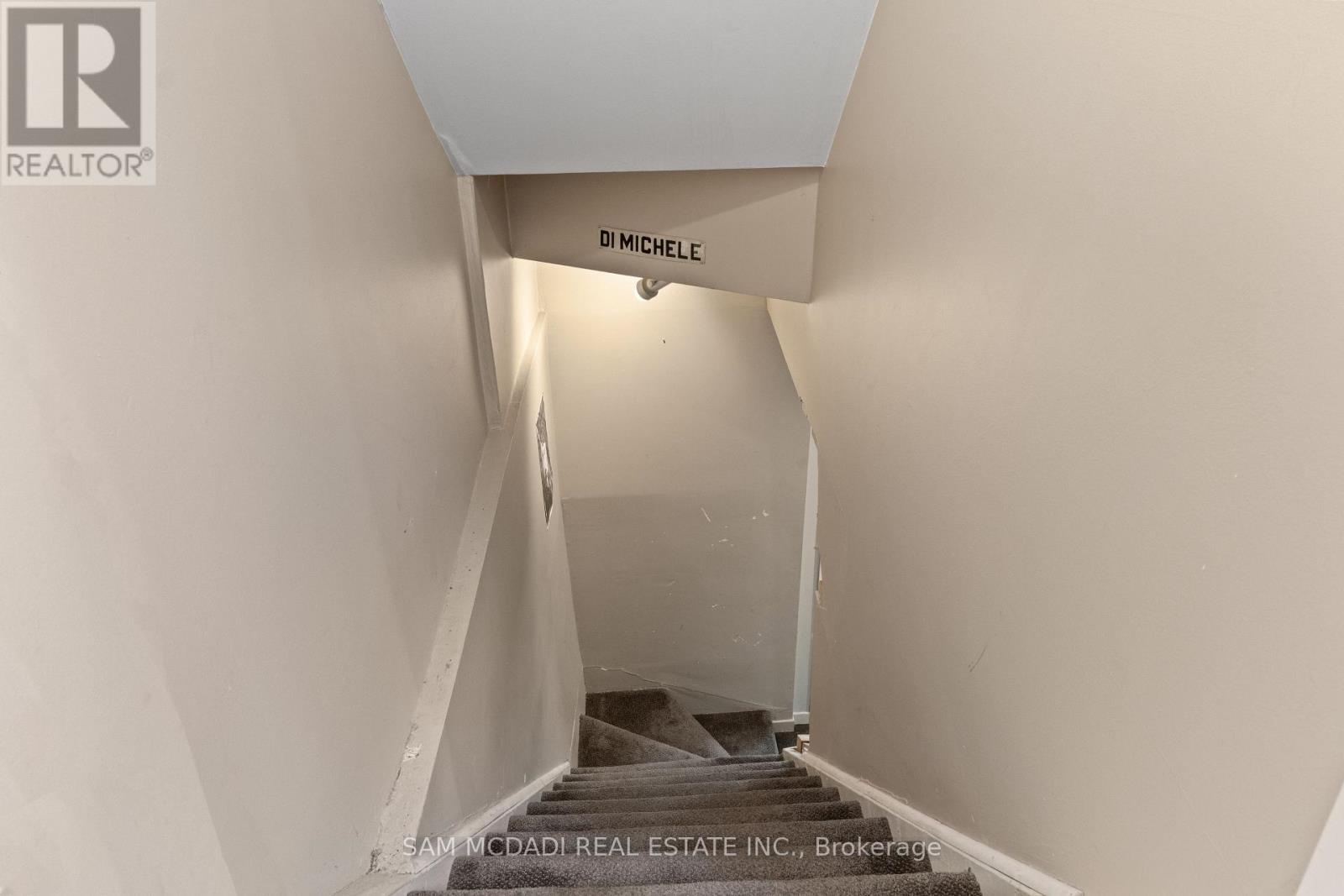 7 Pierpont Place, Mississauga, ON - Indoor Photo Showing Other Room