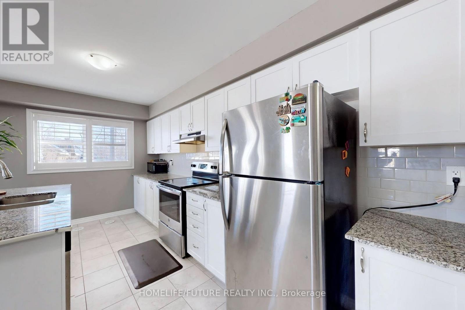 239 Netherby Lane, Kitchener, ON - Indoor Photo Showing Kitchen With Double Sink