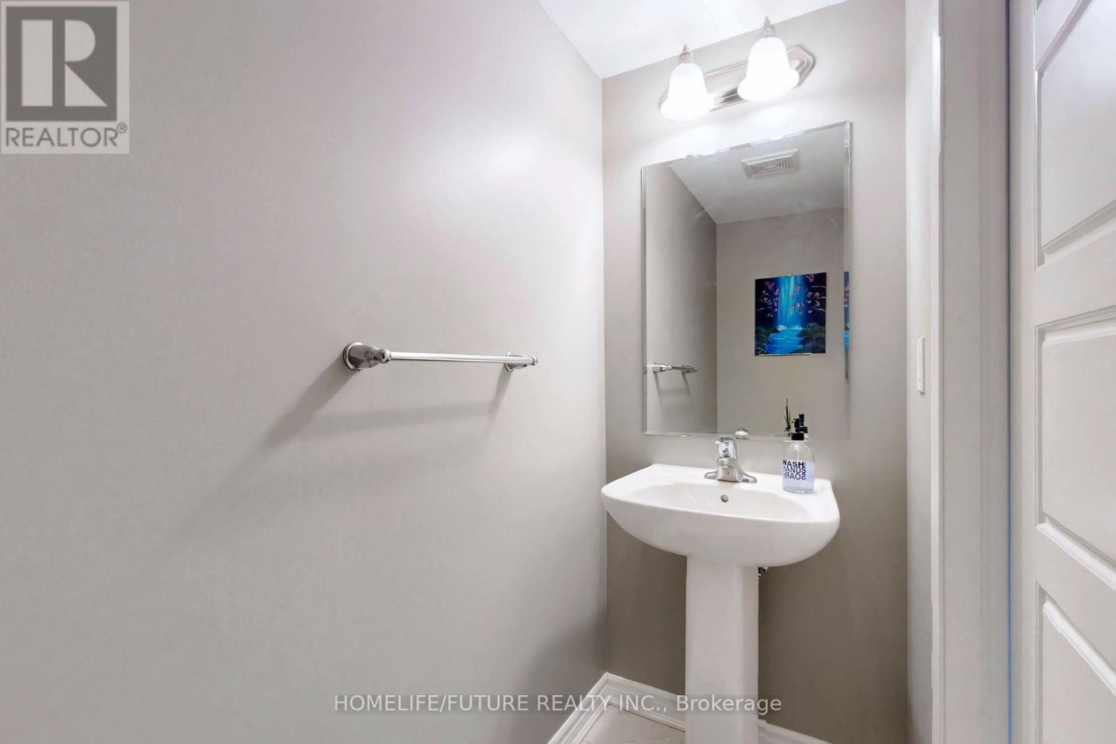 239 Netherby Lane, Kitchener, ON - Indoor Photo Showing Bathroom