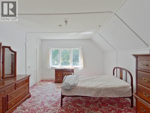 6237 Lund, Powell River, BC - Indoor Photo Showing Bedroom