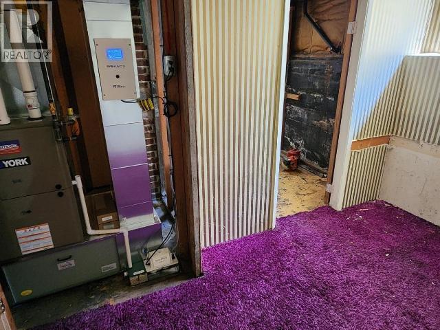 6237 Lund, Powell River, BC - Photo Showing Other Room